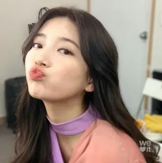 🌸 1760ee2a we it 여자, 키스, 사람, 초상화 telegram sticker