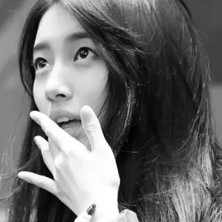 🌸 908da076 여자, 인물 사진, 흑백, 사람, 얼굴, 머리카락 telegram sticker