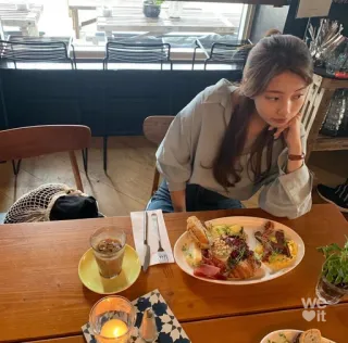 🌸 bb9373fc We it 음식, 여자, 카페, 레스토랑, 커피, 아침 telegram sticker