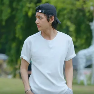 🐯 80408d85 V kpop, 歌手, bts, 音乐, 偶像 telegram sticker