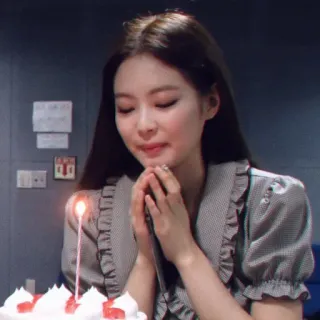 🥟 20796d97 mujer, vela, pastel, cumpleaños telegram sticker