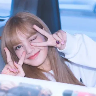 🐈 1b7b3851 Lisa kpop, singer, peace sign, asian, woman, lisa, blackpink telegram sticker