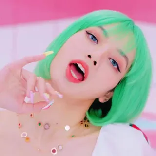 🐈 1cf273eb Lisa Lisa, K-pop, singer, green hair, portrait telegram sticker