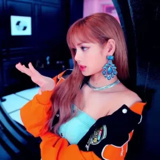 🐈 b7f2176b Lisa kpop, lisa, blackpink, singer, celebrity, fashion telegram sticker