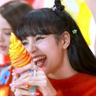 🐈 f6e6df1a Lisa Lisa, K-pop, ice cream, singer, woman, blackpink, celebrity telegram sticker