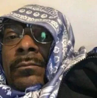 💙 52bb4796 Snoop Dogg snoop dogg, rapper, brille, bandana, promi telegram sticker