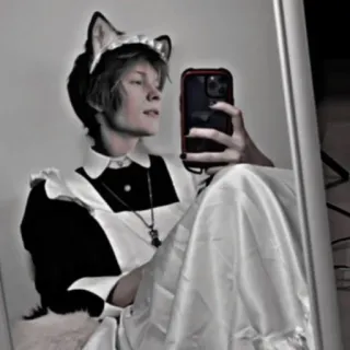 🥵 1e227327 Горничная, Косплей, Кошачьи ушки, Селфи, Человек, Портрет, Костюм telegram sticker