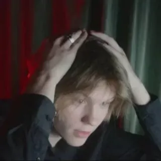 🤯 b302c420 telegram sticker