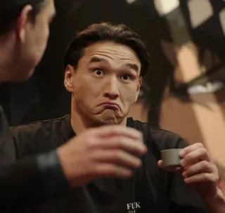 🤷‍♀️ cababb0f FUK 남자, 아시아인, 음주, 불쾌 telegram sticker