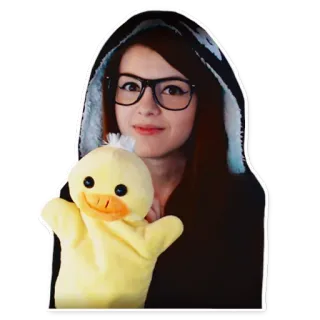 👀 4aa84dbf kobieta, okulary, kaczka, kukiełka, bluza z kapturem, portret telegram sticker