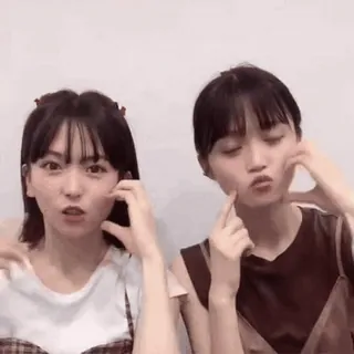 👯‍♀️ c8cecf52 whatsapp sticker