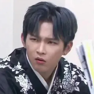 😳 1206d824 whatsapp sticker