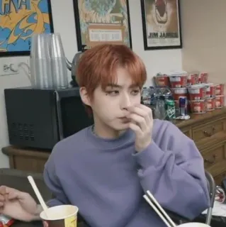 😏 cd8ee77d whatsapp sticker