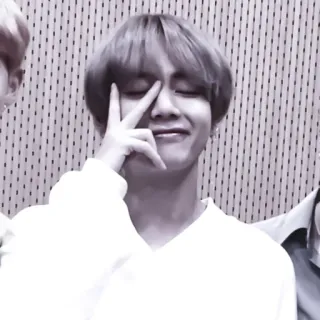 🎟 9b0b18d9 V K-pop, cantor, ídolo, sinal de paz telegram sticker