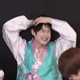 😇 79613128 whatsapp sticker