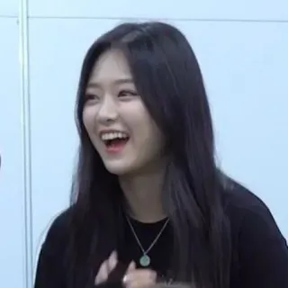 🐱 8cdf2bda femme, fille, sourire, asiatique, portrait, heureuse telegram sticker