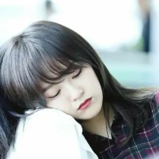 😞 484bde0c donna, ritratto, dormire, rilassata telegram sticker