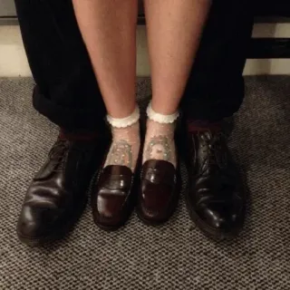 🧔 775e7e2f schoenen, voeten, sokken, loafers, nette schoenen whatsapp sticker