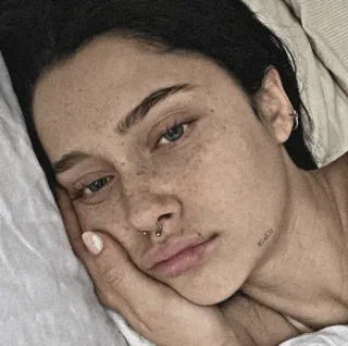 @OveR2z / Girl telegram stickers