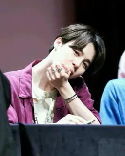 👀 a7dcc7ff telegram sticker