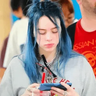 🌊 4bab7261 Billie Eilish 빌리 아일리시, 가수, 음악가, 유명인, 파란 머리, 사람 whatsapp sticker