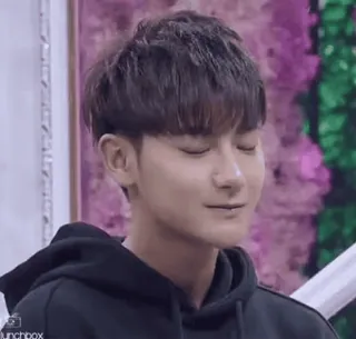 👍 4869b962 telegram sticker