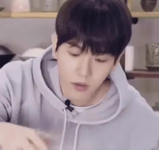 😳 d449cbd7 telegram sticker