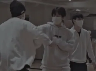 🤝 d84dc37a telegram sticker