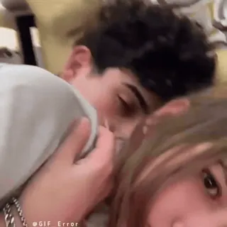 🤍 b5a0ea83 whatsapp sticker