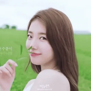 😘 2d017601 수분 phụ nữ, vẻ đẹp, chân dung, Hàn Quốc, Suzy, lá whatsapp sticker