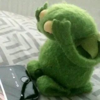 🐸 80442b76 Kermit the Frog เคอร์มิท, กบ, หุ่น, มีม, เศร้า, เครียด whatsapp sticker