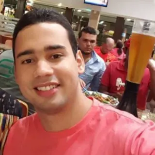 😄 3ec1d02c man, selfie, bier, restaurant, mensen telegram sticker