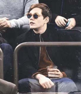 🕸 b687a76f telegram sticker