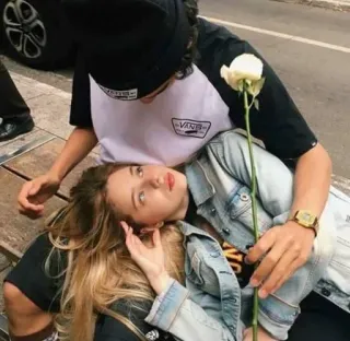 ❤️ aae040f1 couple, romance, love, vans, portrait, relationship telegram sticker