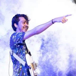 👉 c95a4e07 man, muzikant, gitaar, zanger, optreden, muziek, concert telegram sticker