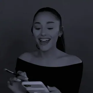 🤍 60843b03 Ariana Grande beroemdheid, zangeres, vrouw, ariana grande, make-up telegram sticker