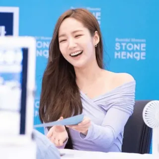 😄 8ebf6748 telegram sticker