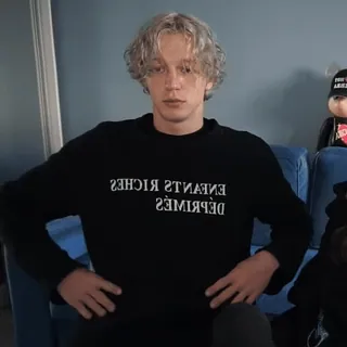 😏 b2cb919e ENFANTS RICHES DEPRIMES мода, одежда, текст, свитер, дизайнер telegram sticker