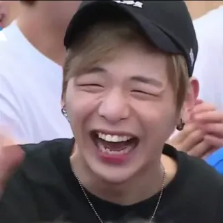 😂 0d448b58 사람, 웃는, 행복한, 남성, 웃음, 기쁨 telegram sticker