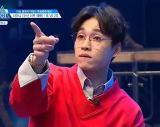 👉 11264176 지금 홈페이지에서 투표해주세요 남자, 가리키는, 한국어, 안경, 인물 사진, 아시아 사람 telegram sticker