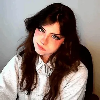 💕 4c6f6856 telegram sticker