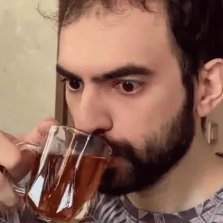 😳 f1fd1d13 uomo, tè, bevanda, bere, tazza, persona whatsapp sticker