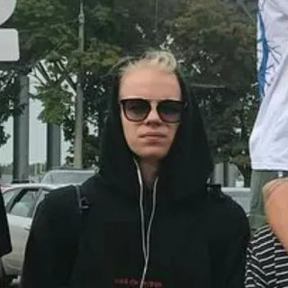 😑 7f7f41a7 whatsapp sticker