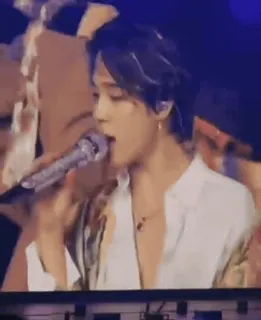 🌚 2ca2563d ca sĩ, biểu diễn, micro, âm nhạc, buổi hòa nhạc telegram sticker