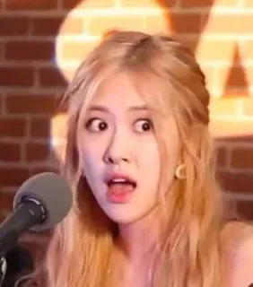 😦 1676f645 человек, женщина, лицо, выражение, микрофон, блондинка telegram sticker