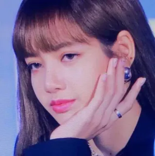 🤔 9e6fd40c женщина, человек, серьга, лицо, красота, портрет telegram sticker