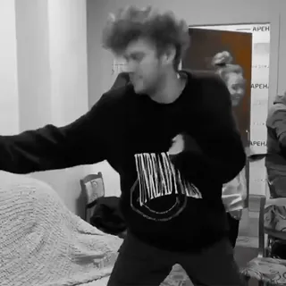 💃 29129007 UNDREAMT whatsapp sticker