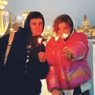 ✨ c5112b19 人々, 花火, 冬, お祝い, 屋外 telegram sticker