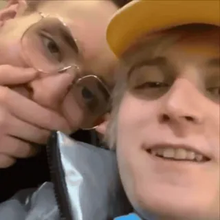 🅱️ de5e8942 telegram sticker