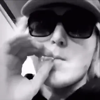 🅱️ f4ff05fe telegram sticker